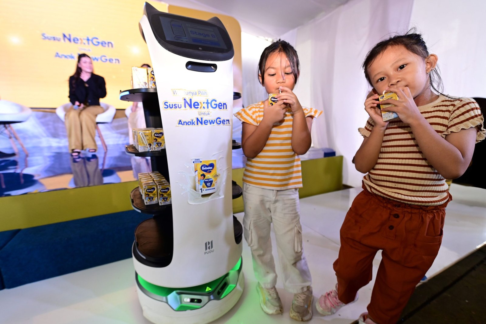 Robot Pintar Bebelac Susu Formula Cair